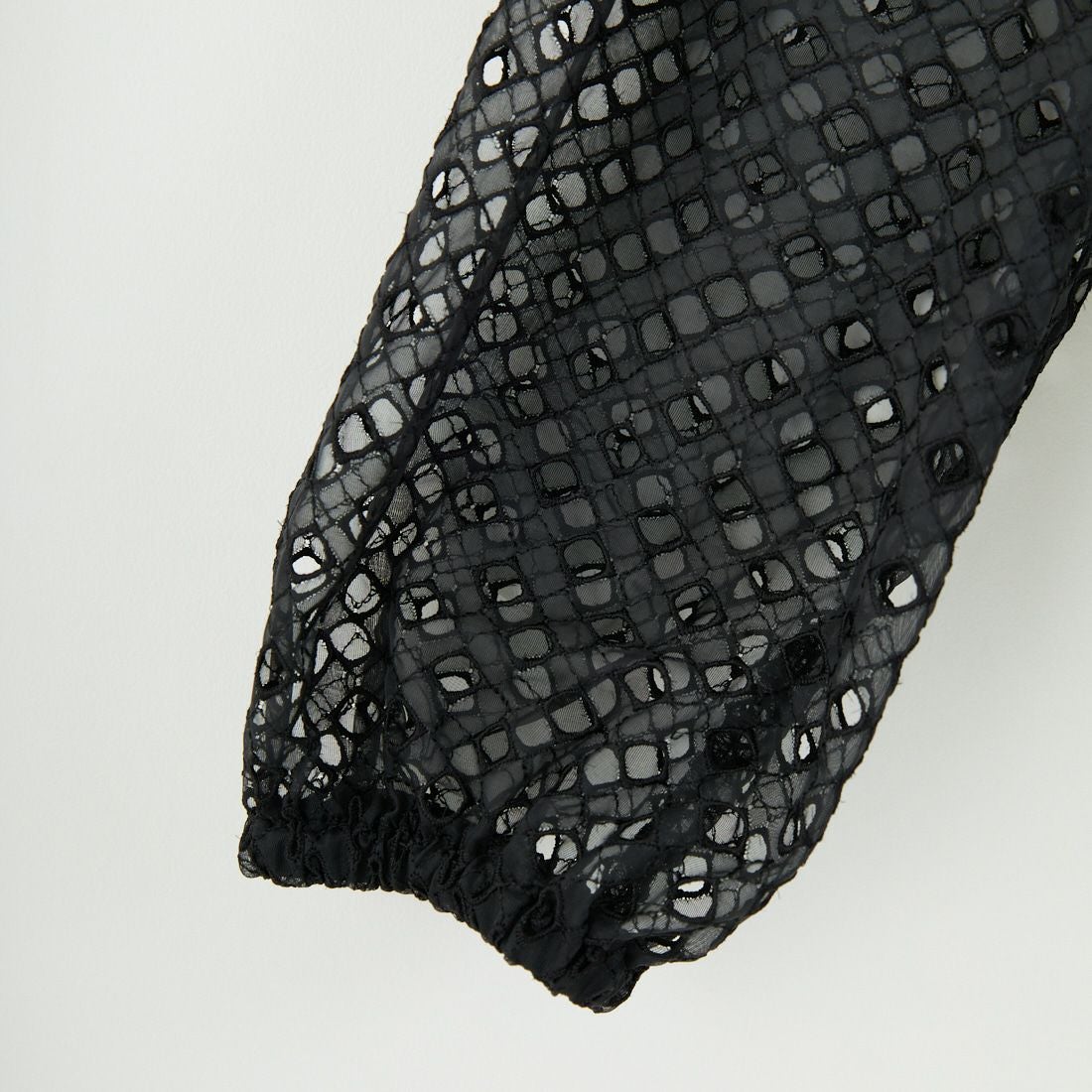 STELLA CIFFON [ステラシフォン] ジオメトリーレース刺繍シャツ [ST1-25403] 80 BLACK