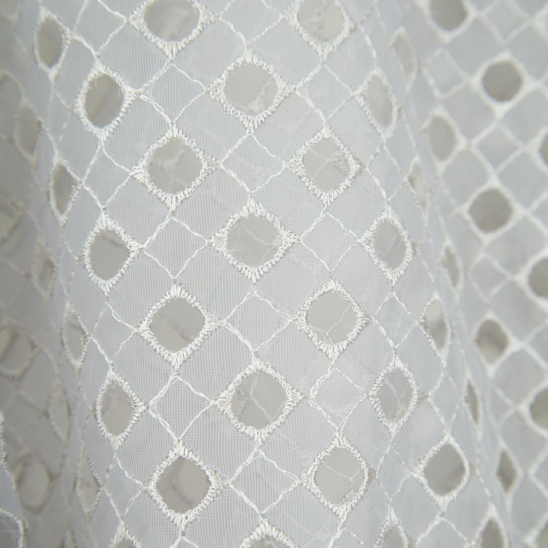 STELLA CIFFON [ステラシフォン] ジオメトリーレース刺繍シャツ [ST1-25403] 81 GRAY