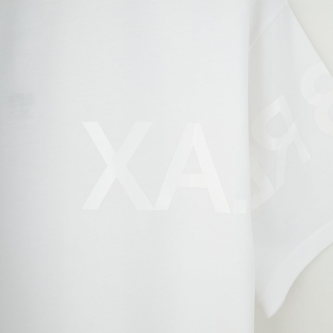 1PIU1UGUALE3 RELAX [ウノ ピゥ ウノ ウグァーレ トレ] ビッグロゴインバーテッドTシャツ [UST-25063] SN10 WHITE