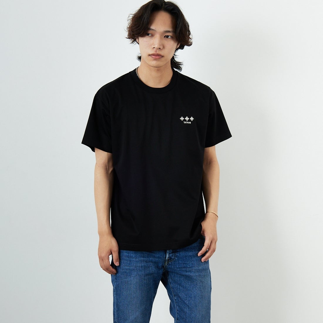 TATRAS [タトラス] NUNKI ショートスリーブTシャツ [MTAT25S8193-M] BLACK &&モデル身長：179cm 着用サイズ：2&&