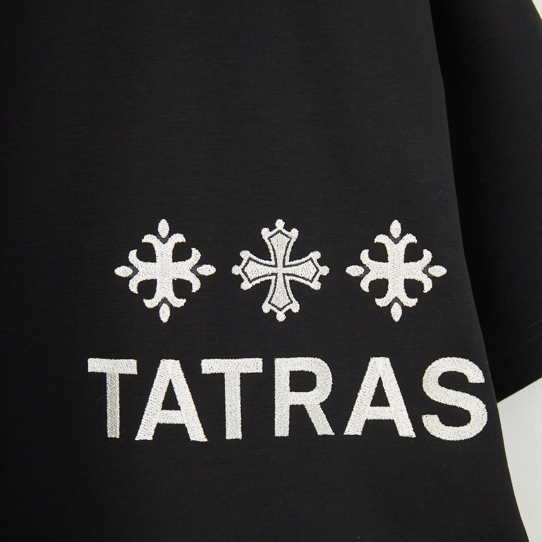 TATRAS [タトラス] NUNKI ショートスリーブTシャツ [MTAT25S8193-M] BLACK