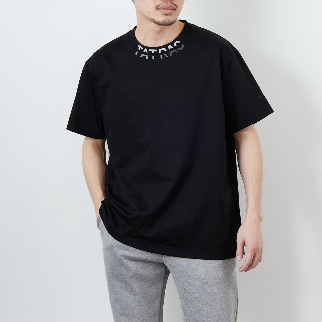 BLACK&&モデル身長：168cm 着用サイズ：2&&