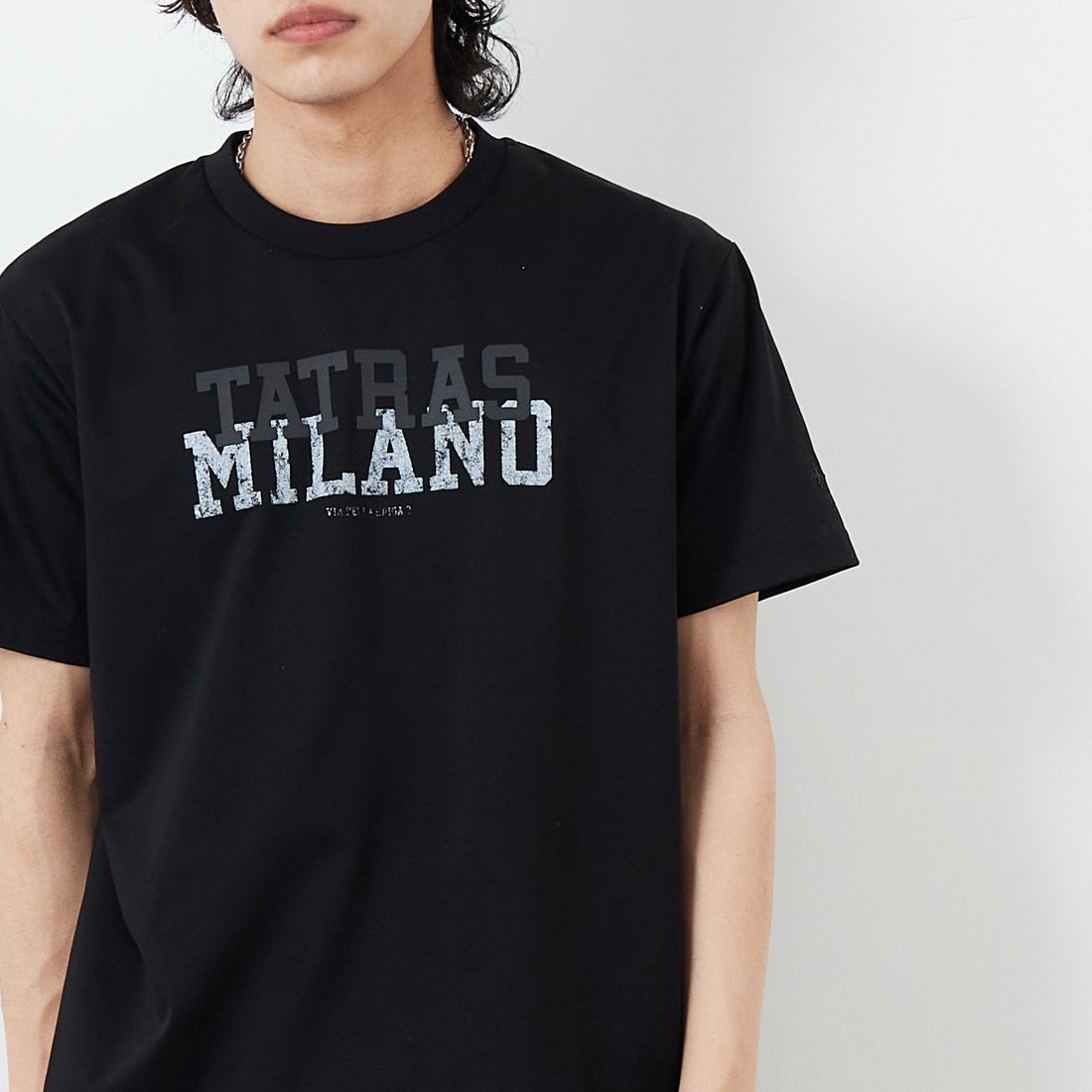 TATRAS [タトラス] INIGO ショートスリーブTシャツ [MTKE25S8036-M] BLACK &&モデル身長：179cm 着用サイズ：2&&