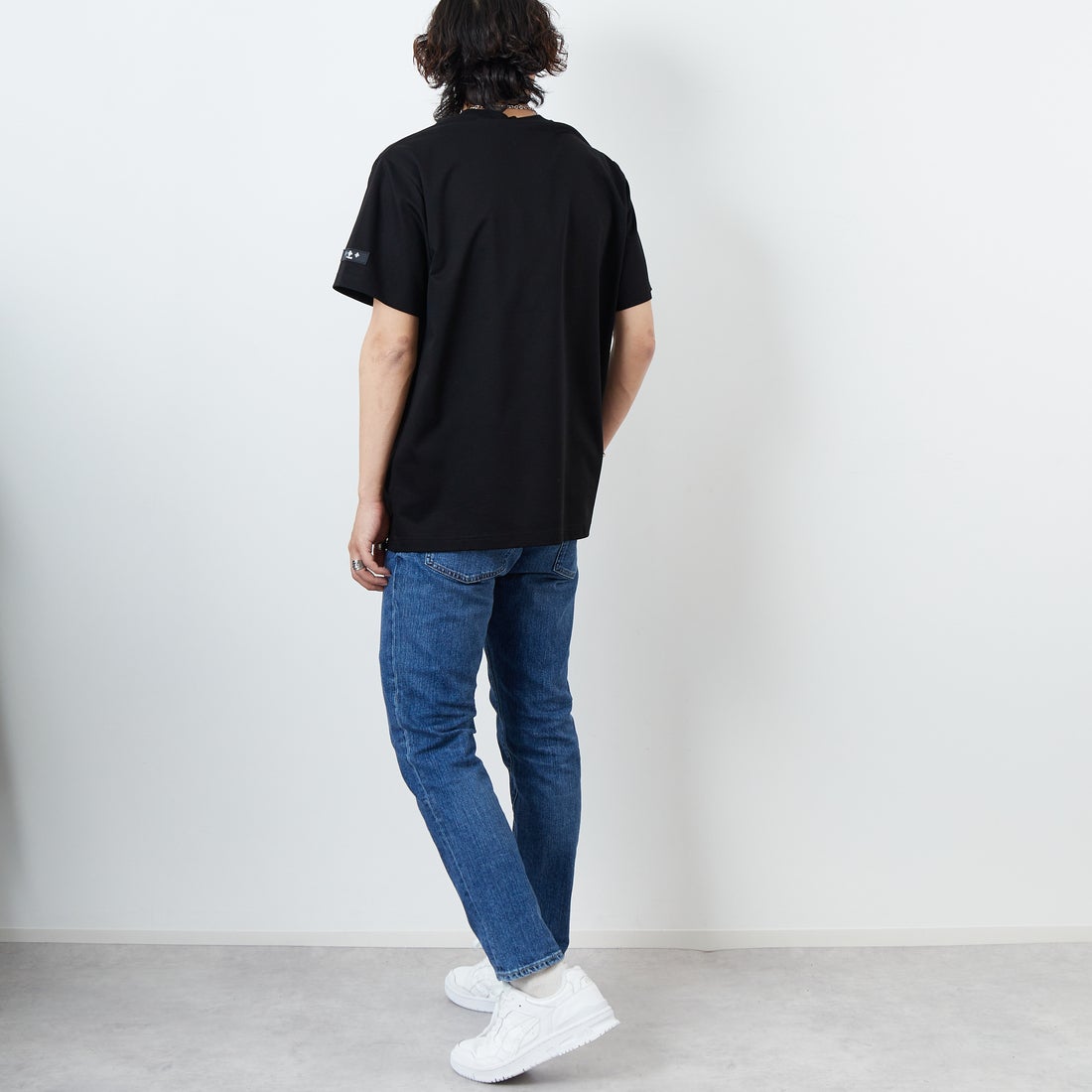 TATRAS [タトラス] CIALO ショートスリーブTシャツ [MTAT25S8265-M] BLACK &&モデル身長：179cm 着用サイズ：3&&