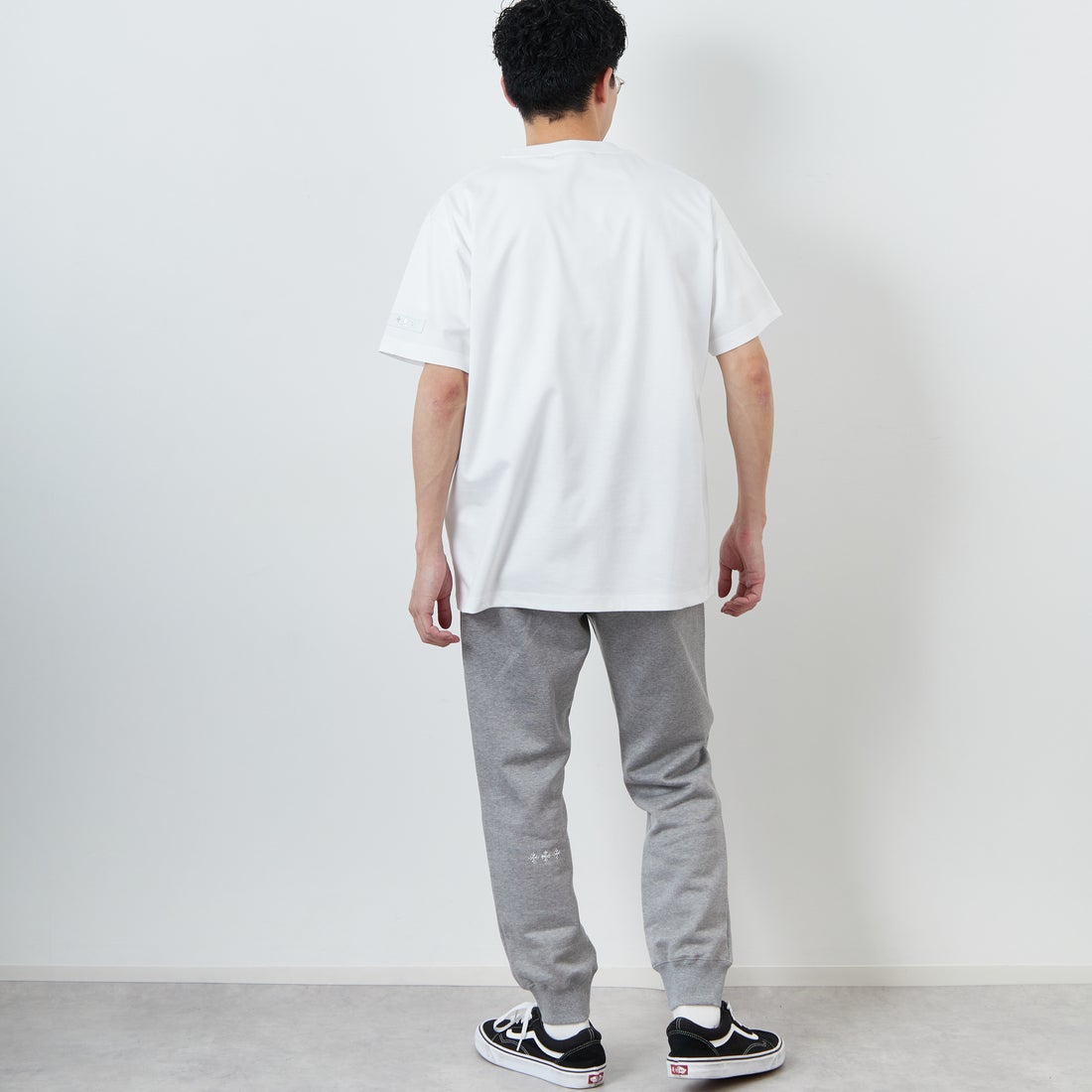 TATRAS [タトラス] CIALO ショートスリーブTシャツ [MTAT25S8265-M] WHITE &&モデル身長：168cm 着用サイズ：2&&