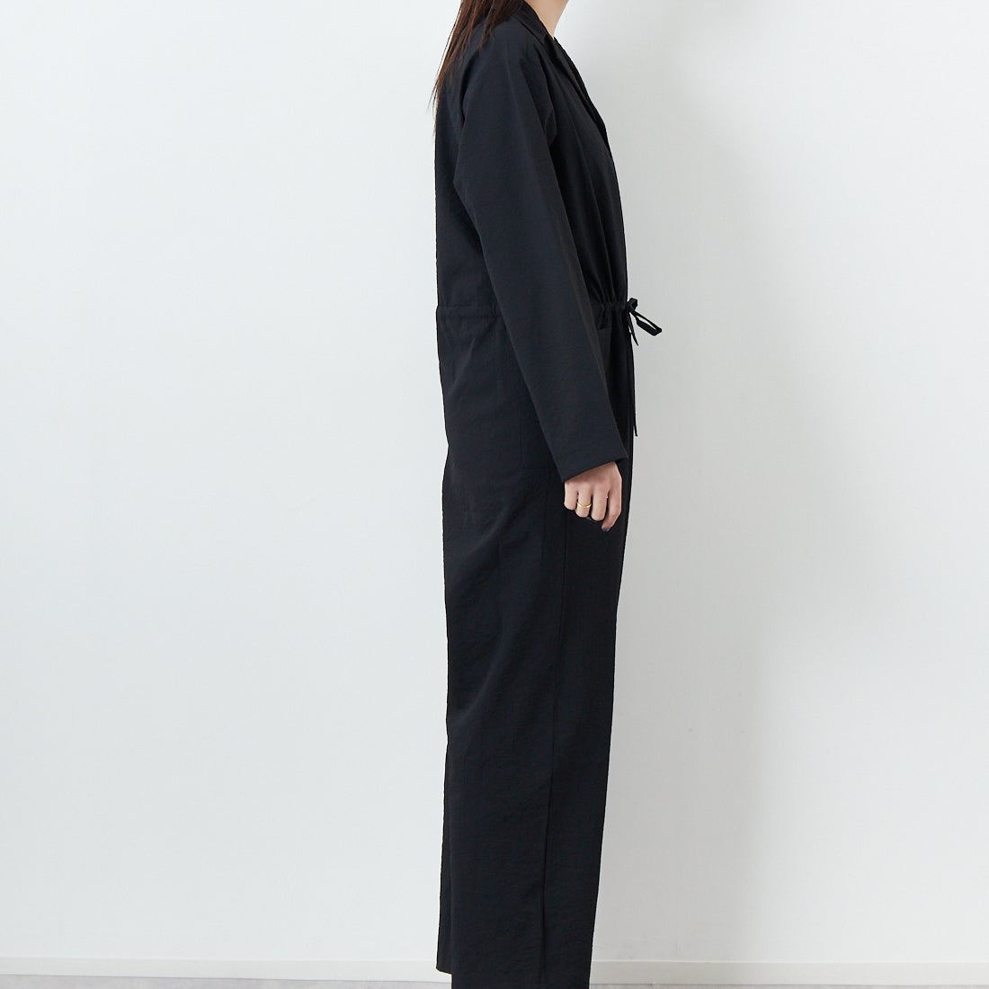 THOUSAND MILE [サウザンド マイル] オールインワン [TM251SS00152] BLACK &&モデル身長：167cm 着用サイズ：F&&