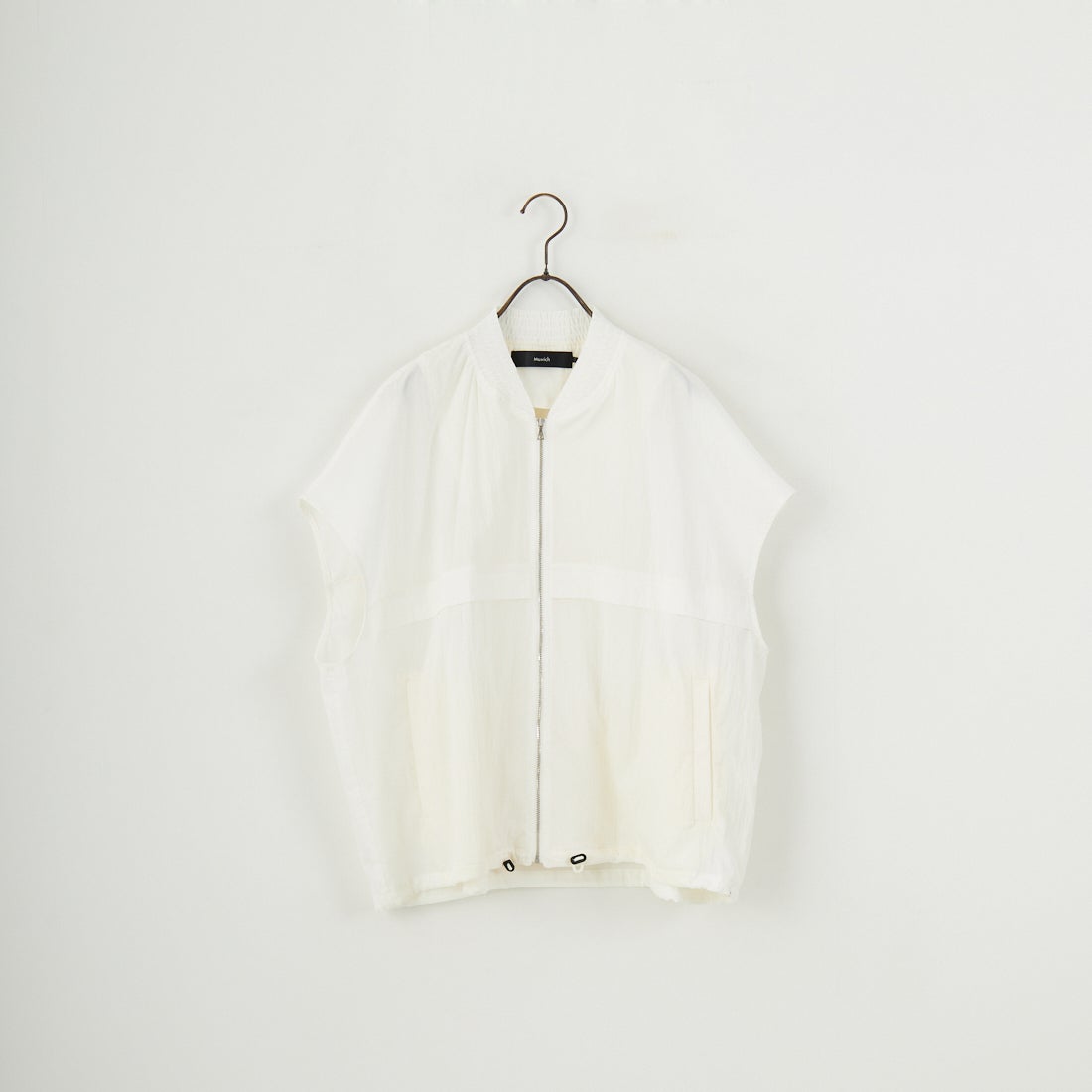 001 WHT