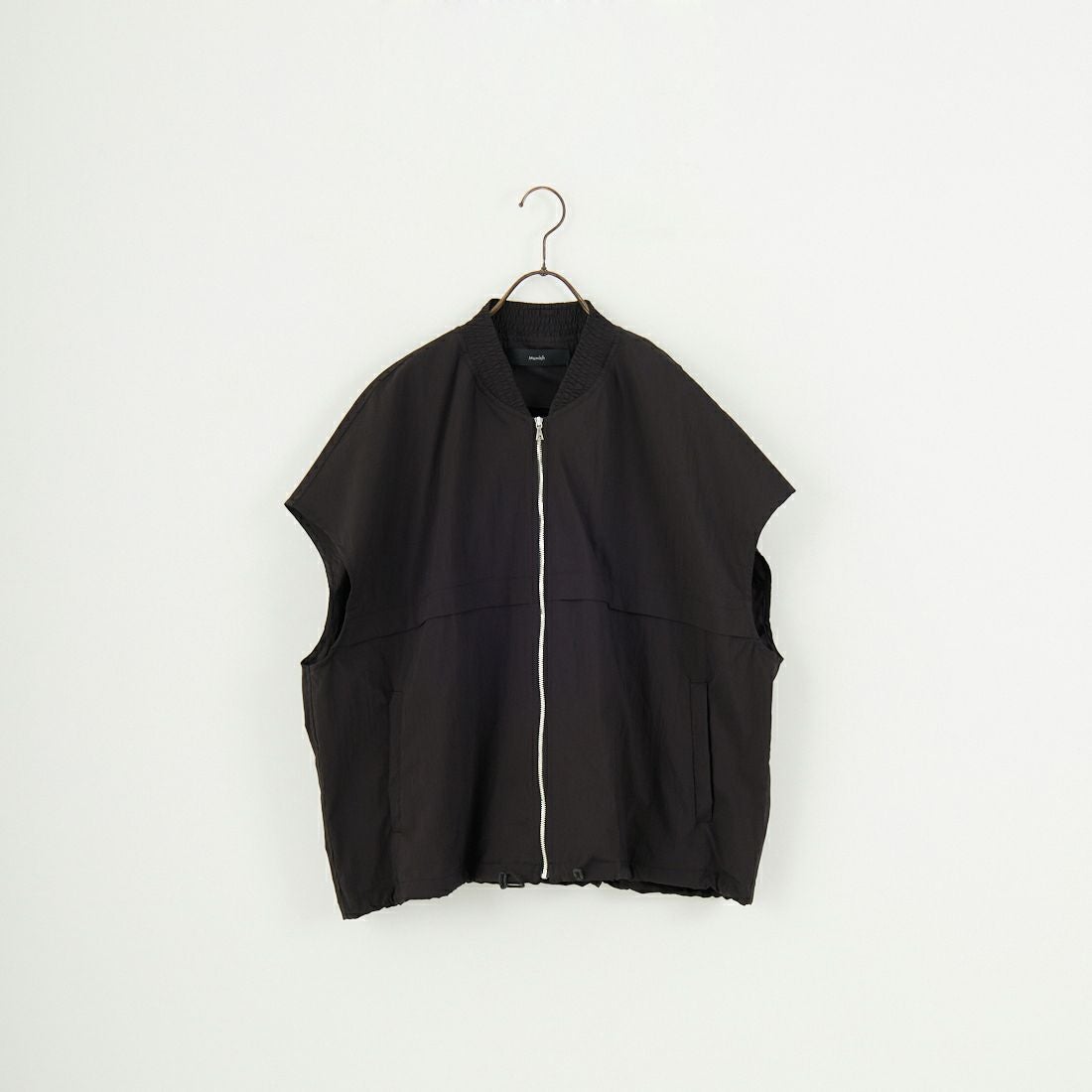 Munich [ミューニック] スリーブレスブルゾン [MN251B39] 009 BLK