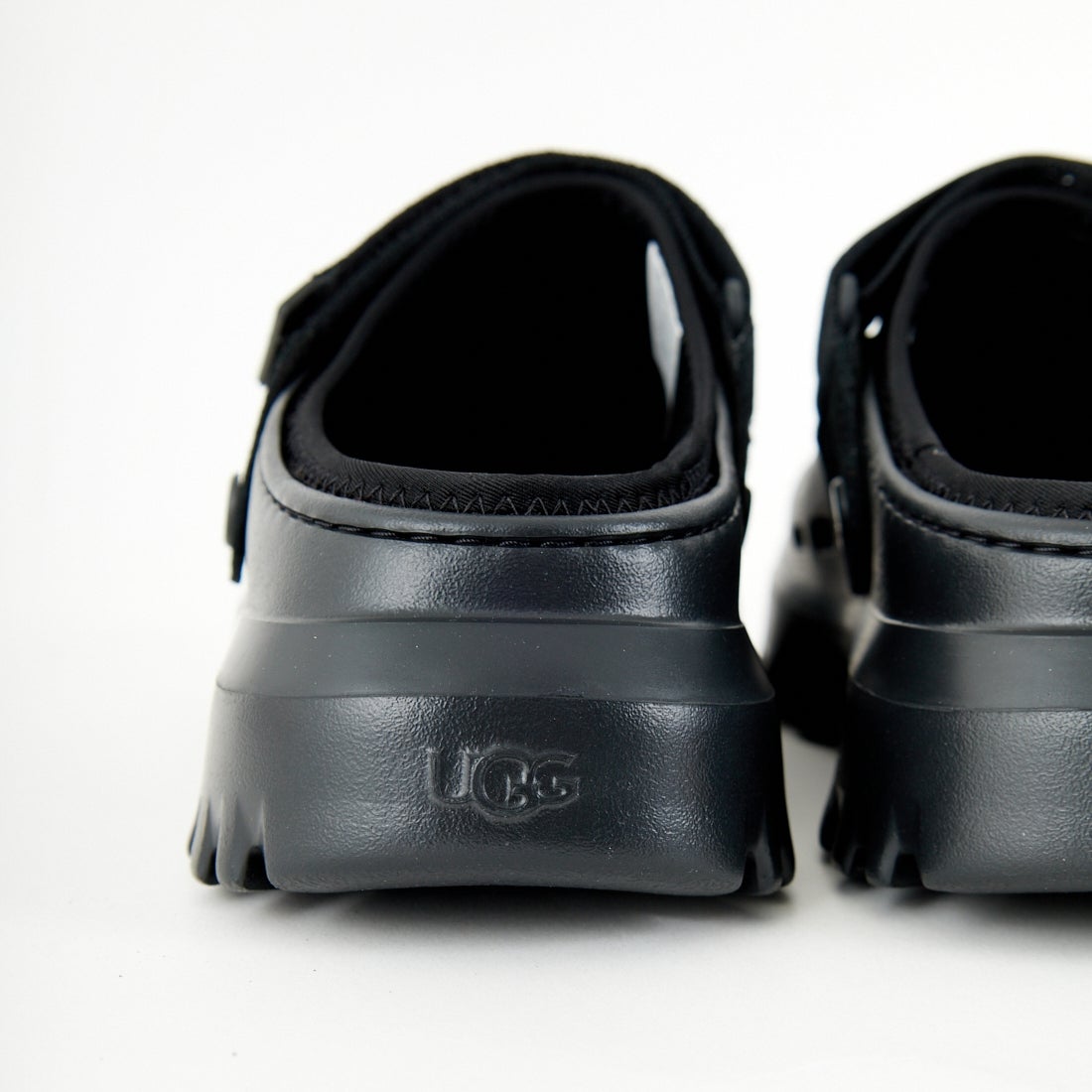 UGG [アグ] ピークモッド [1166912] BLACK