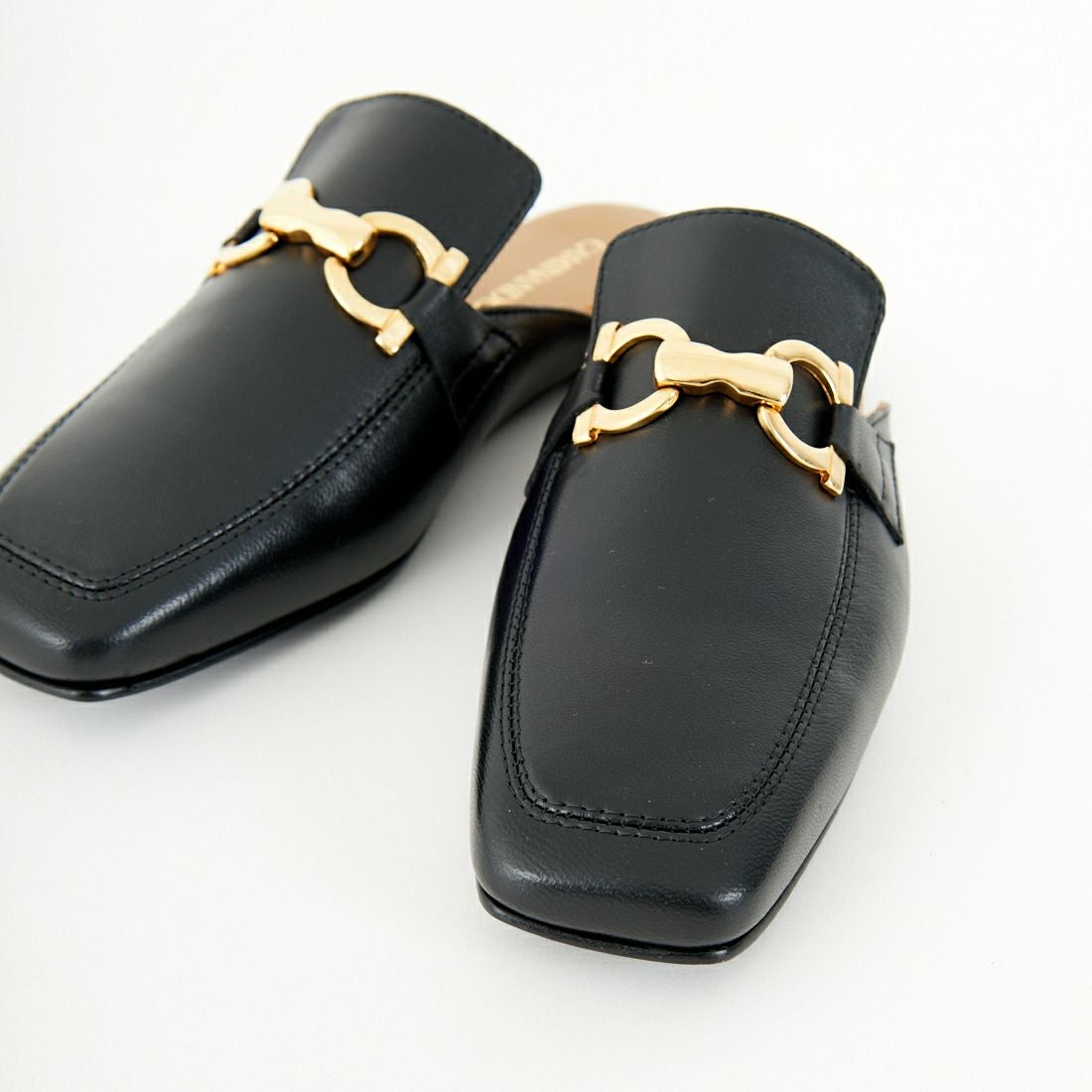 Caminando [カミナンド] スクエアトゥミュール [24110W] BLACK