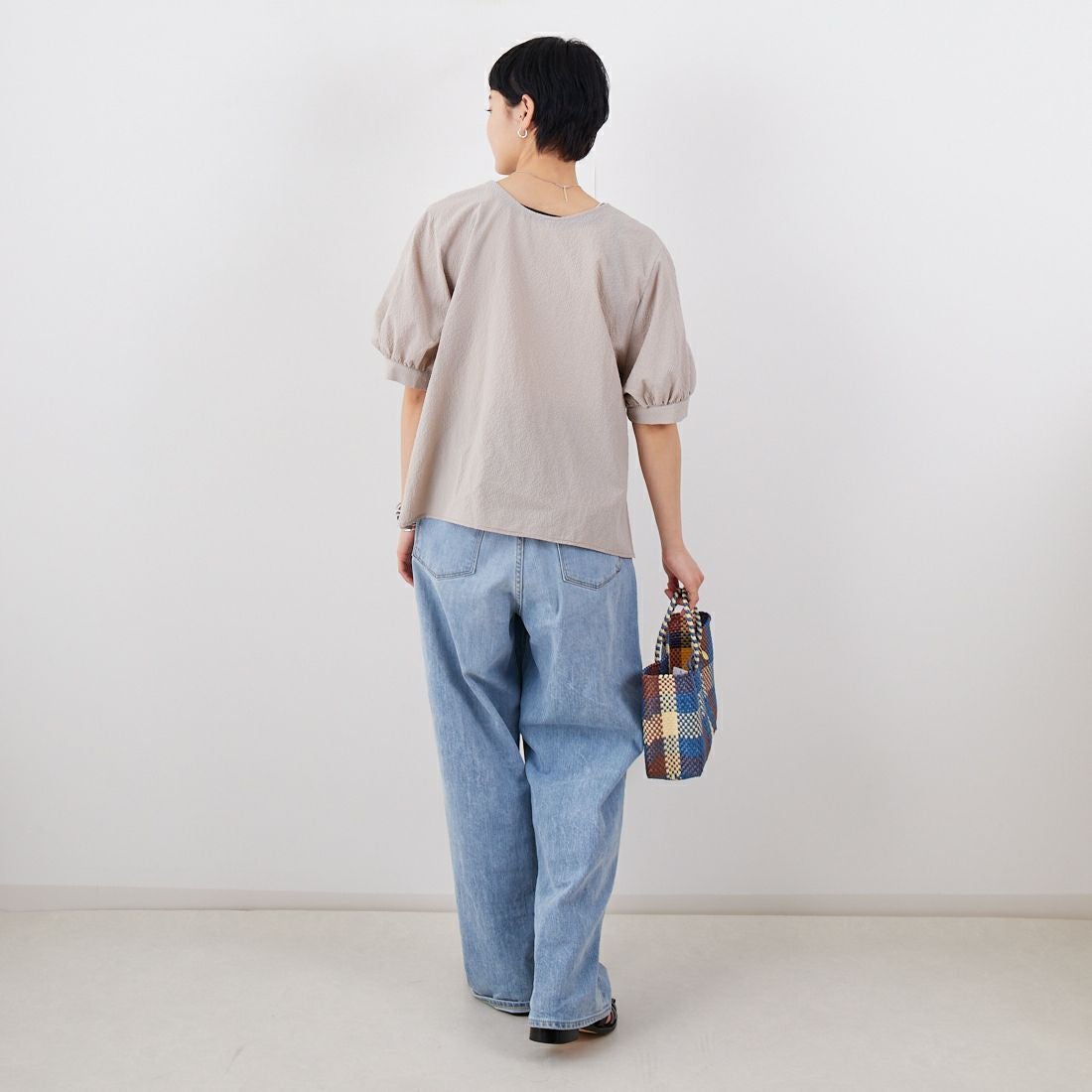 Jf Ready Made [ジェイエフレディメイド] カラミタンブラーダブルリボンブラウス [8855306-01] 36 ﾗｲﾄﾍﾞｰｼ &&モデル身長：160cm 着用サイズ：F&&