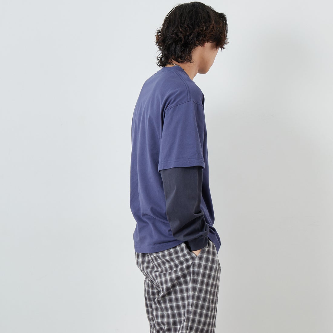 SEDAN ALL-PURPOSE [セダン オールパーパス] オーバルロゴレイヤードTシャツ [SD25S-CT04] NVY/CHR &&モデル身長：179cm 着用サイズ：L&&