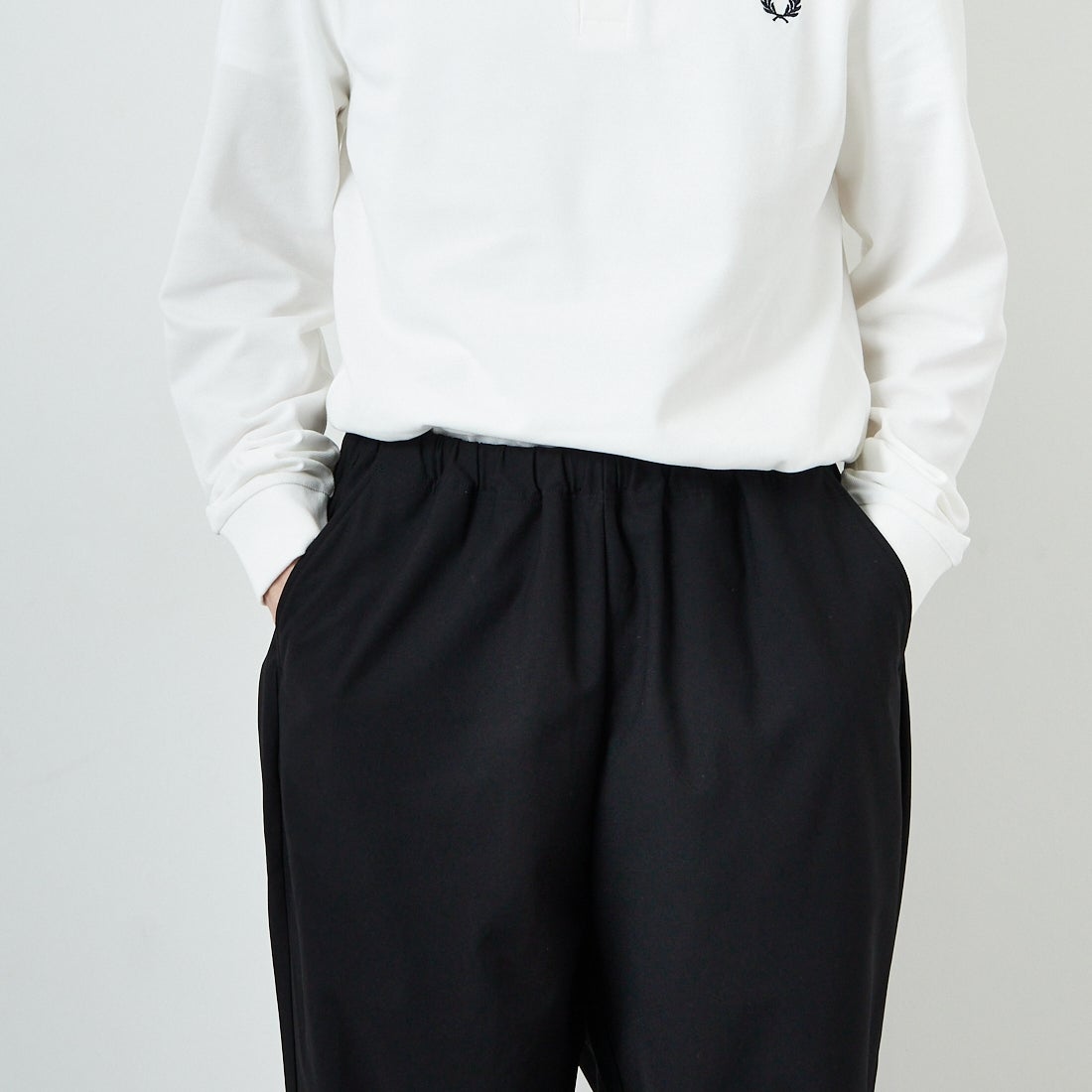 STILL BY HAND [スティルバイハンド] 別注 スリムテーパードパンツ [2501JF-EX05-JF] BLACK