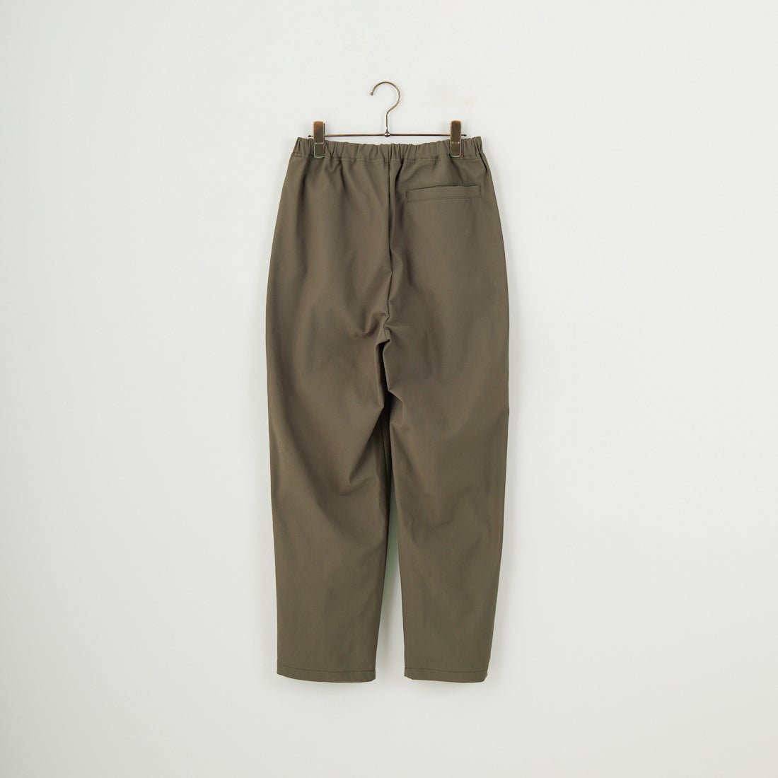 STILL BY HAND [スティルバイハンド] 別注 スリムテーパードパンツ [2501JF-EX05-JF] OLIVE