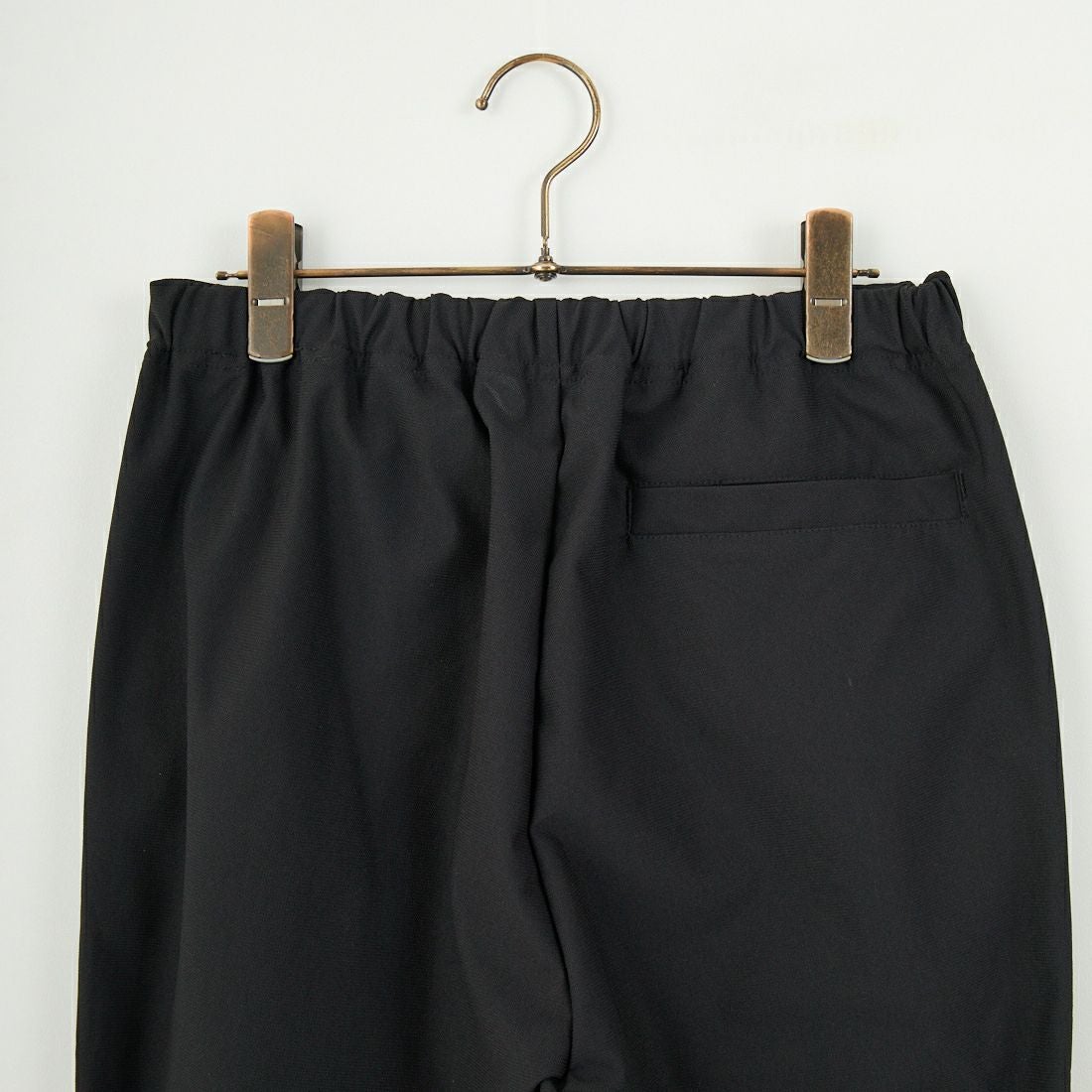 STILL BY HAND [スティルバイハンド] 別注 スリムテーパードパンツ [2501JF-EX05-JF] BLACK