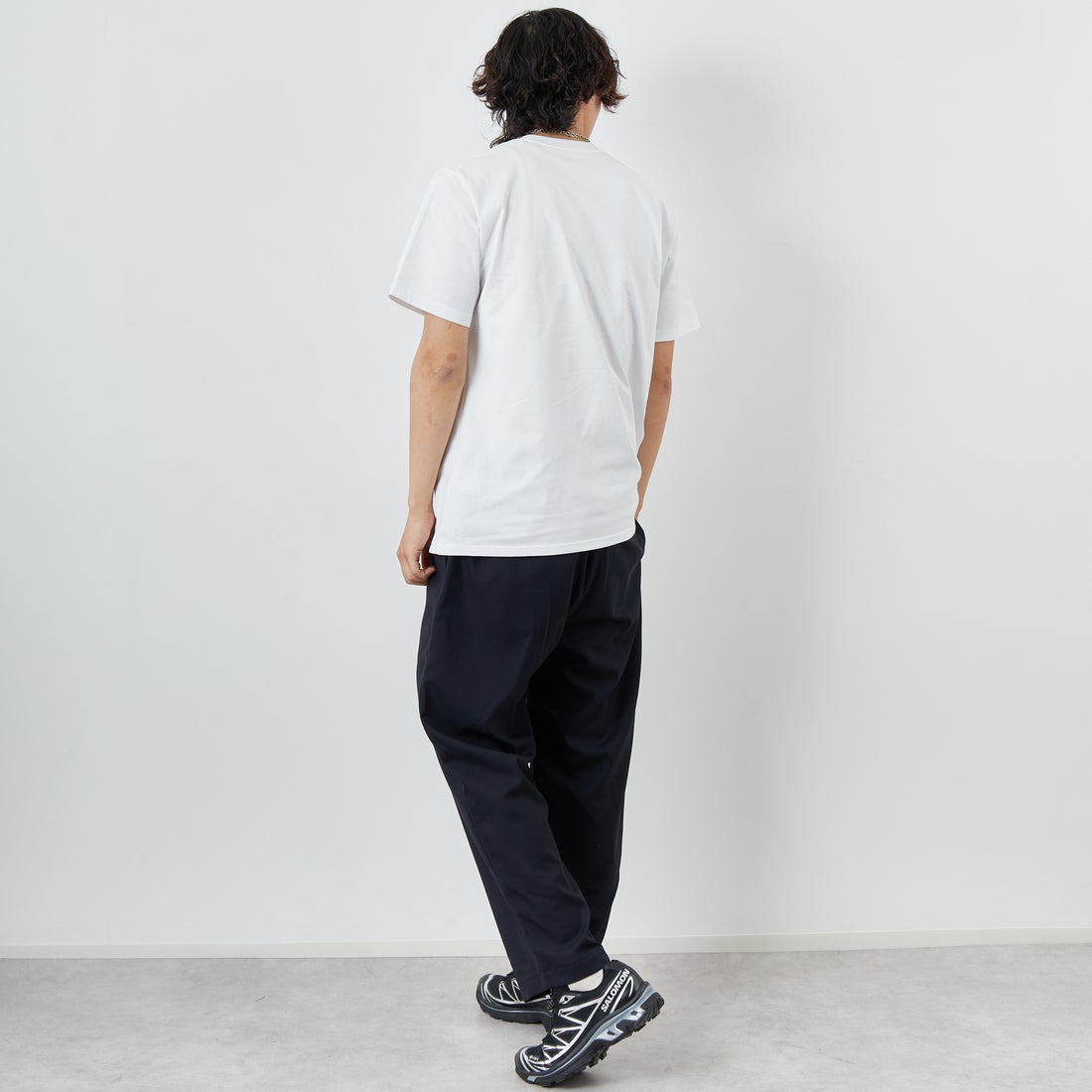 carhartt WIP [カーハートダブリューアイピー] ショートスリーブユニバーシティTシャツ [I034851] WHITE/BLAC &&モデル身長：179cm 着用サイズ：M&&