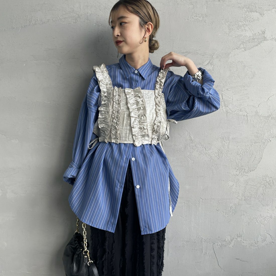 nenom [ネノム] マルチWAY箔フリルビスチェ [NE25112001] 02 OFF &&モデル身長：150cm 着用サイズ：F&&