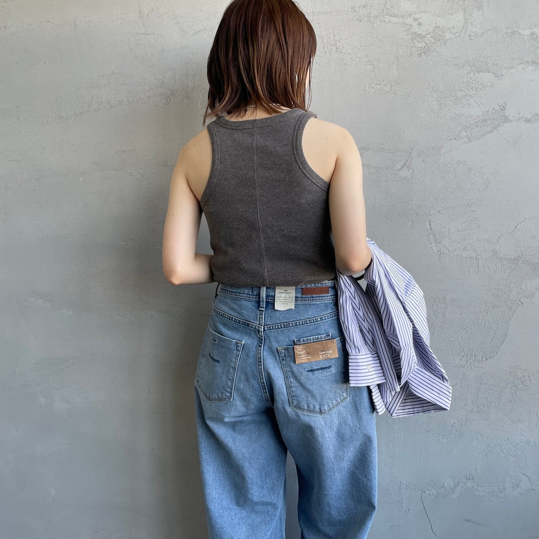 nenom [ネノム] カップ付アメスリタンク [NE25112024] 08 CHARCOA &&モデル身長：158cm 着用サイズ：F&&