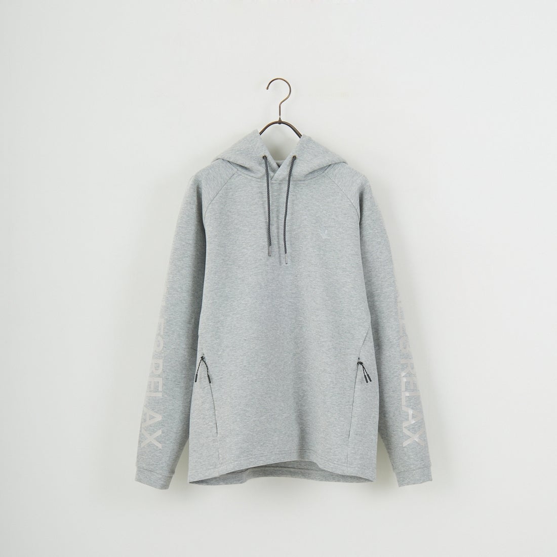 1PIU1UGUALE3 RELAX [ウノ ピゥ ウノ ウグァーレ トレ] トレーニングプルフーディ [USO-25002]