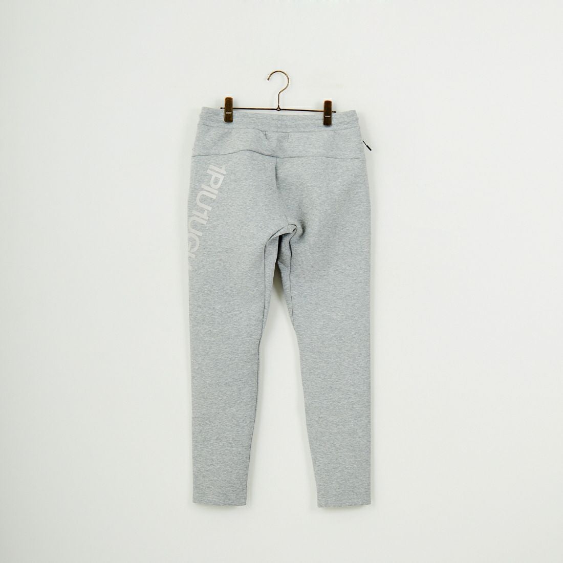 1PIU1UGUALE3 RELAX [ウノ ピゥ ウノ ウグァーレ トレ] トレーニングパンツ [USB-25001] SN80 GRAY