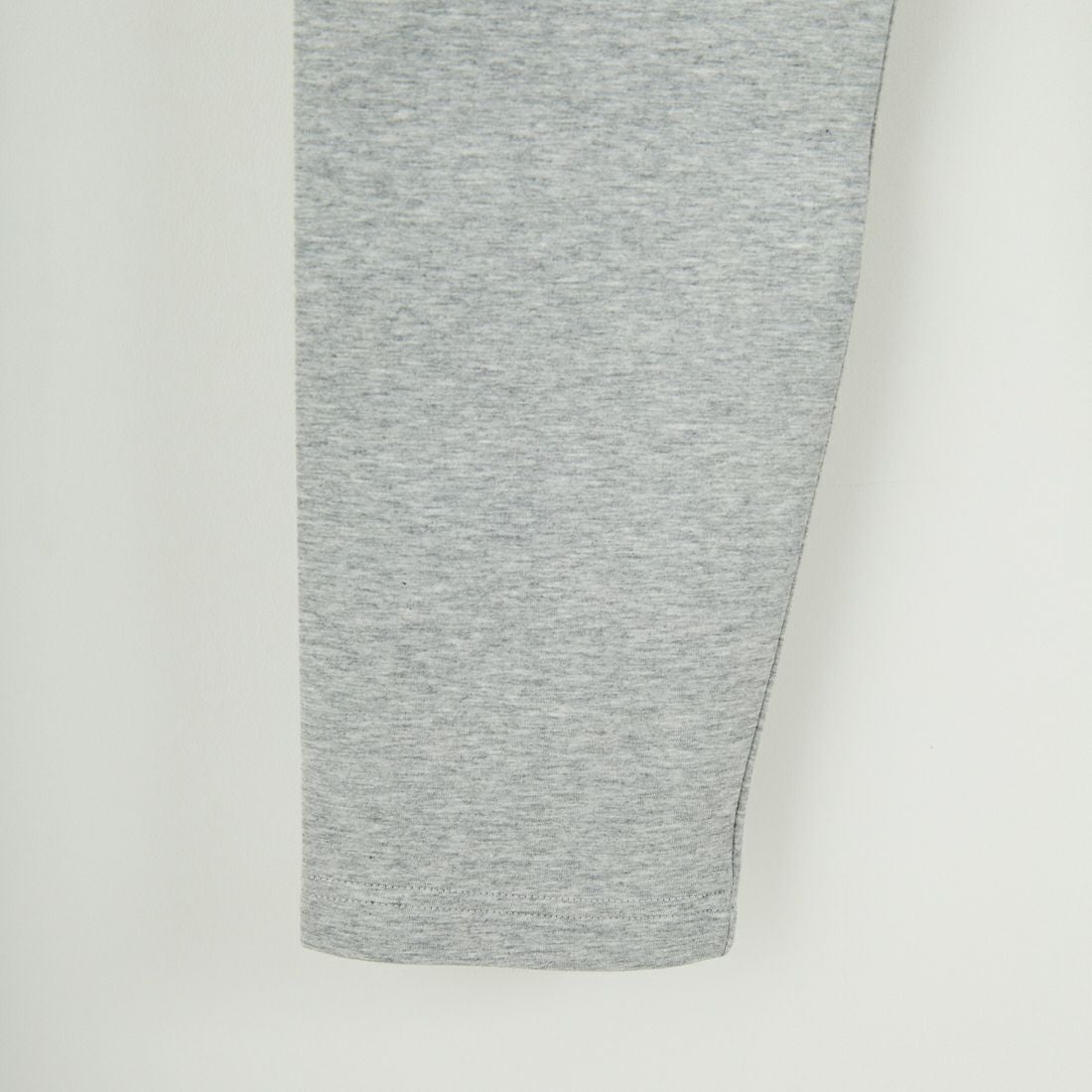 1PIU1UGUALE3 RELAX [ウノ ピゥ ウノ ウグァーレ トレ] トレーニングパンツ [USB-25001] SN80 GRAY