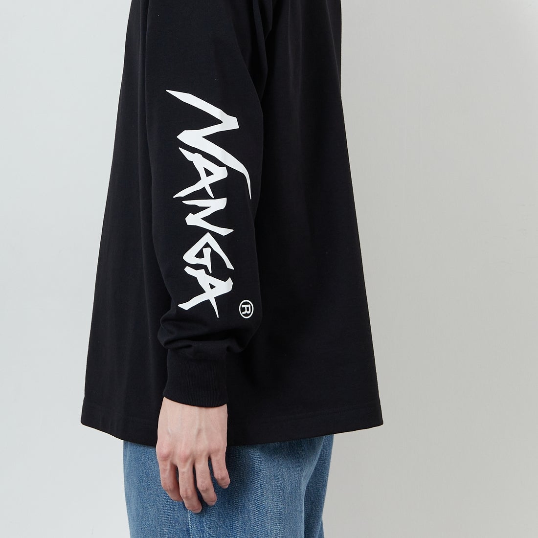NANGA [ナンガ] エコハイブリッド スリーブロゴTシャツ [N2500-1L030A] BLK