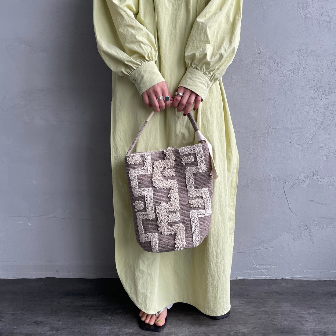 beej [ビージ] バケットトートバッグ [25SS-PWMI-IT009] TOPE