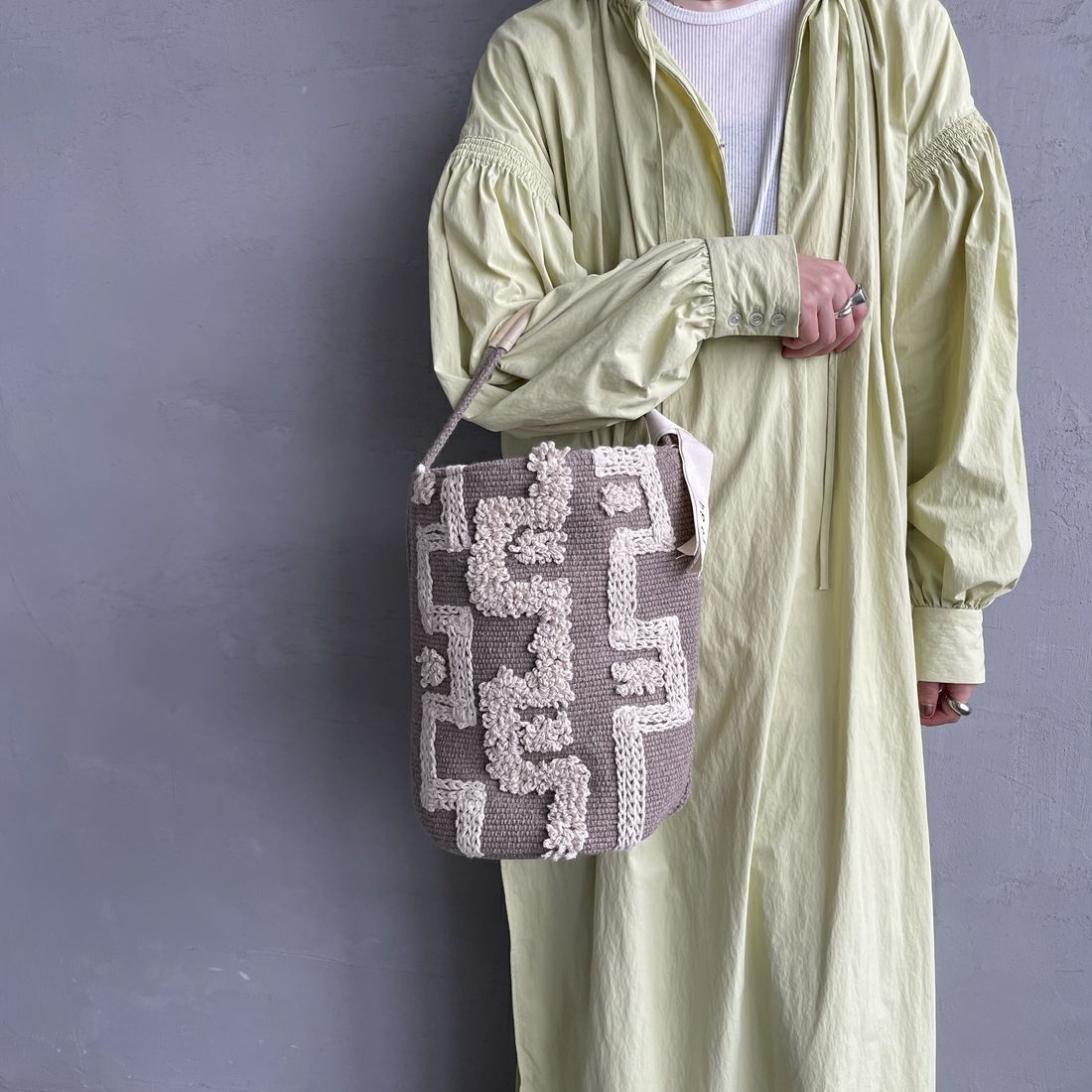 beej [ビージ] バケットトートバッグ [25SS-PWMI-IT009] TOPE