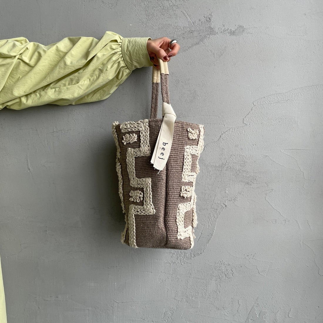 beej [ビージ] バケットトートバッグ [25SS-PWMI-IT009] TOPE