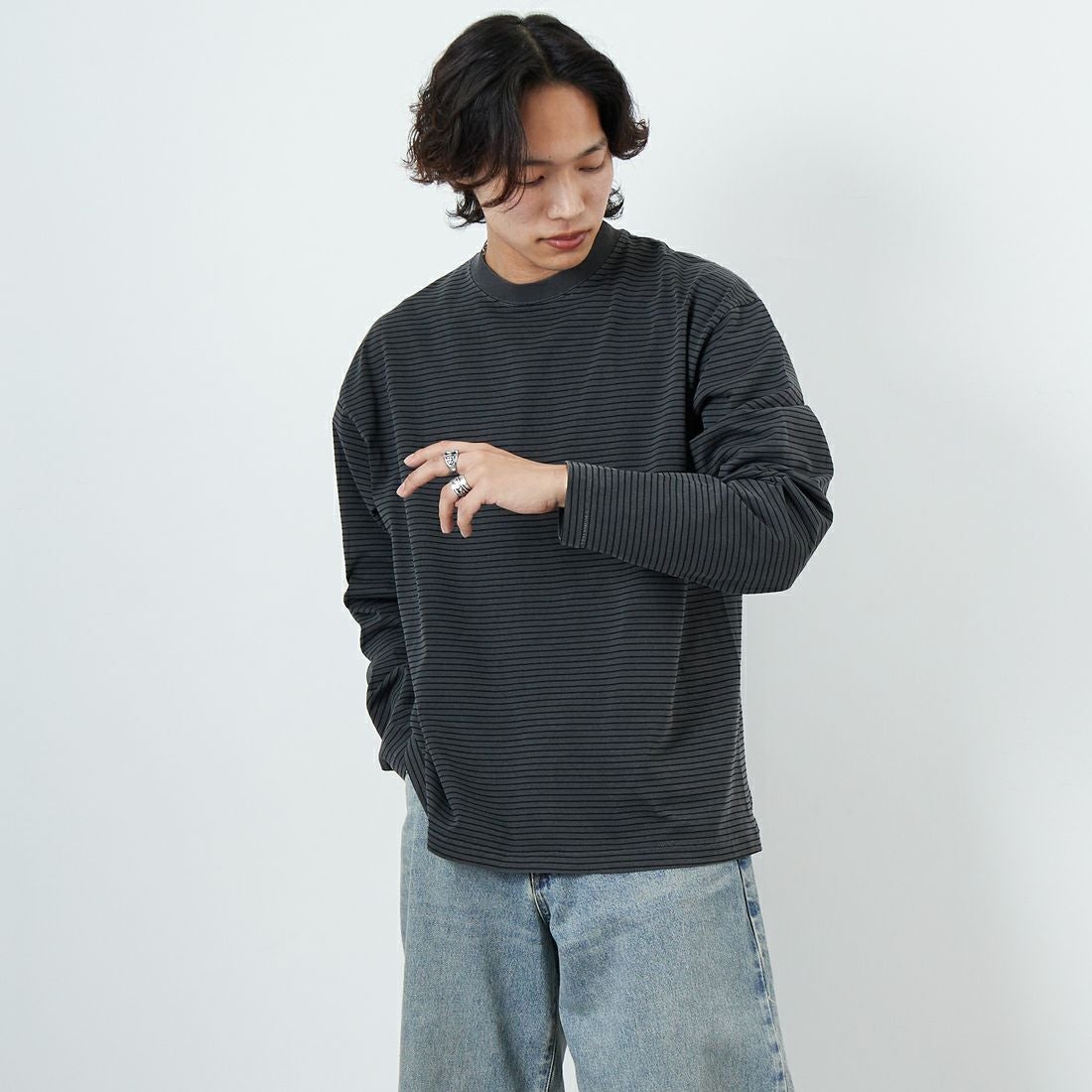 Health knit [ヘルスニット] クルーネック ロングスリーブ ボーダーTシャツ [HR25S-M108] INK BLACK &&モデル身長：179cm 着用サイズ：L&&