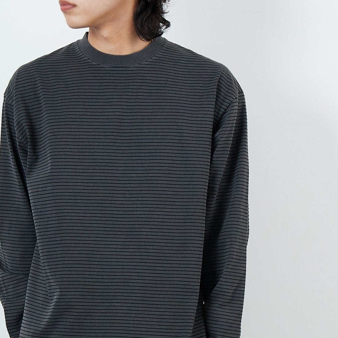 Health knit [ヘルスニット] クルーネック ロングスリーブ ボーダーTシャツ [HR25S-M108] INK BLACK &&モデル身長：179cm 着用サイズ：L&&