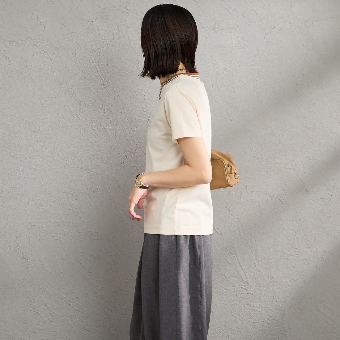 Gymphlex [ジムフレックス] クルーネック ニットラインTシャツ [GY-C0448CCB] BEIGE/BROW &&モデル身長：160cm 着用サイズ：14&&