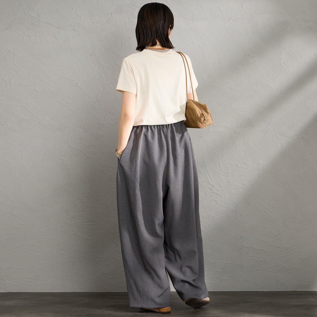 Gymphlex [ジムフレックス] クルーネック ニットラインTシャツ [GY-C0448CCB] BEIGE/BROW &&モデル身長：160cm 着用サイズ：14&&
