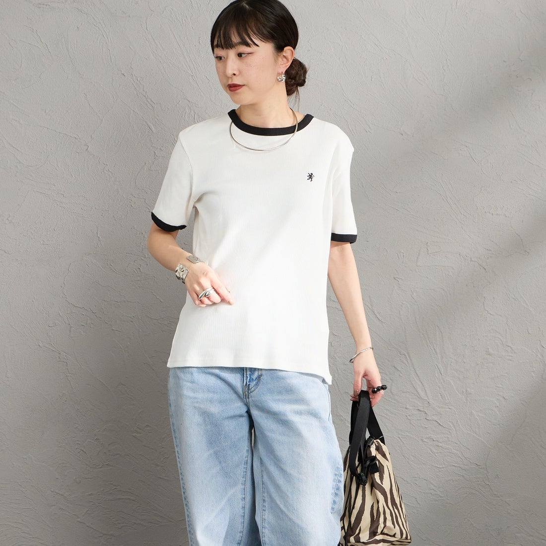 Gymphlex [ジムフレックス] クルーネックリンガーTシャツ [GY-C0326VRL] WHITE &&モデル身長：150cm 着用サイズ：14&&