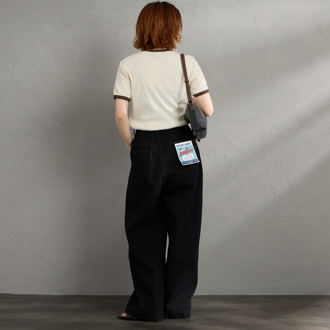 Gymphlex [ジムフレックス] クルーネックリンガーTシャツ [GY-C0326VRL] ECRU &&モデル身長：158cm 着用サイズ：14&&