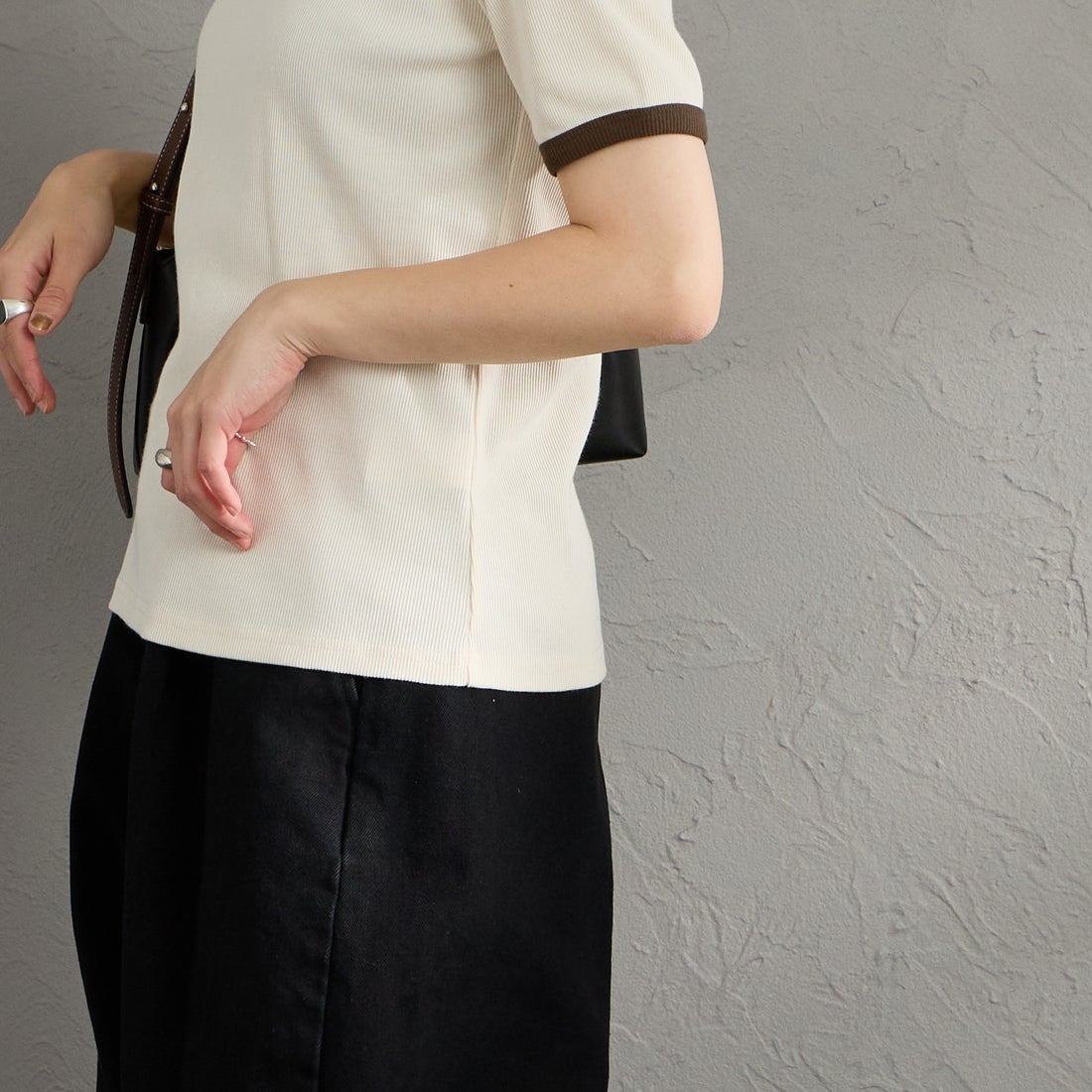 Gymphlex [ジムフレックス] クルーネックリンガーTシャツ [GY-C0326VRL] ECRU &&モデル身長：158cm 着用サイズ：14&&