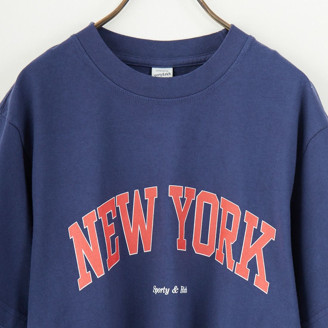 Sporty&Rich [スポーティアンドリッチ] ニューヨークアイヴィーTシャツ [TO043606304] DARK NAVY