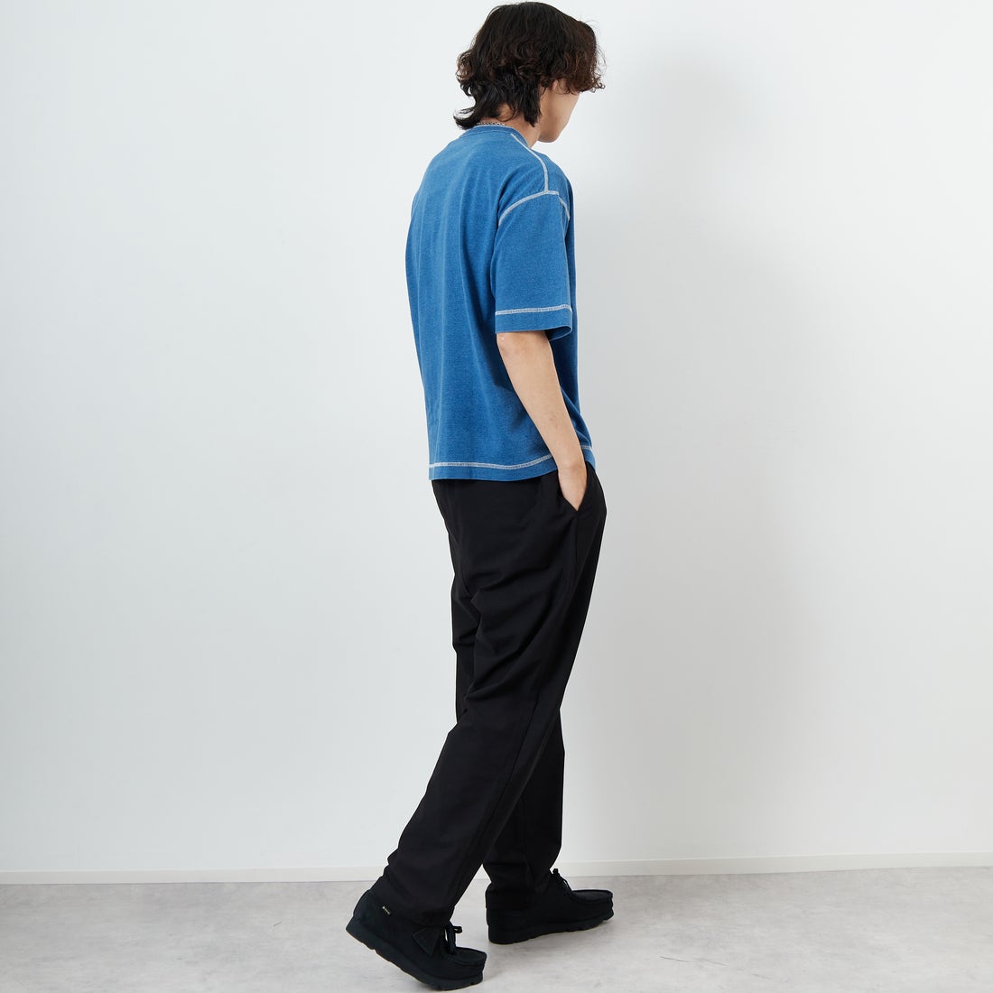 Health knit [ヘルスニット] ヘンリーネック 半袖Tシャツ(Indigo) [HR25S-M104-2] BLUE &&モデル身長：179cm 着用サイズ：L&&