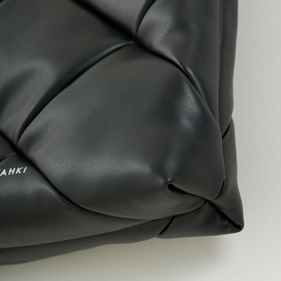 YAHKI [ヤーキ] フェイクレザー トートバッグ [YH-717] BLACK