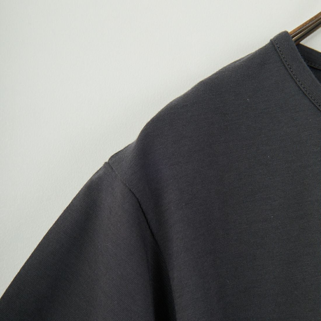 me. [ミードット] EMBRODERY ベーシックTシャツ [ME-24402] 289 CHARCO