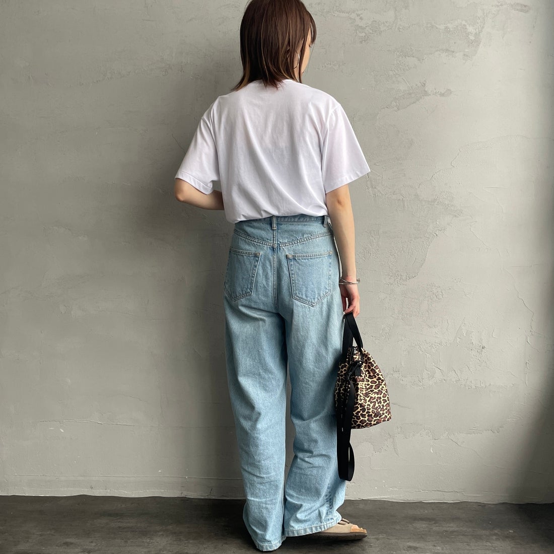 DANTON [ダントン] 無地インナーTシャツ [DT-C0195CVT] WHITE &&モデル身長：158cm 着用サイズ：M&&
