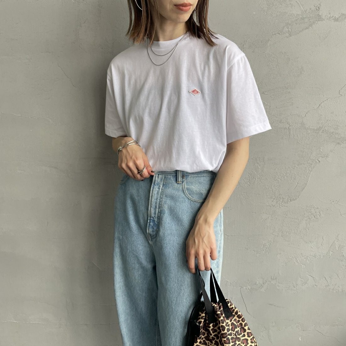 DANTON [ダントン] 無地インナーTシャツ [DT-C0195CVT] WHITE &&モデル身長：158cm 着用サイズ：M&&