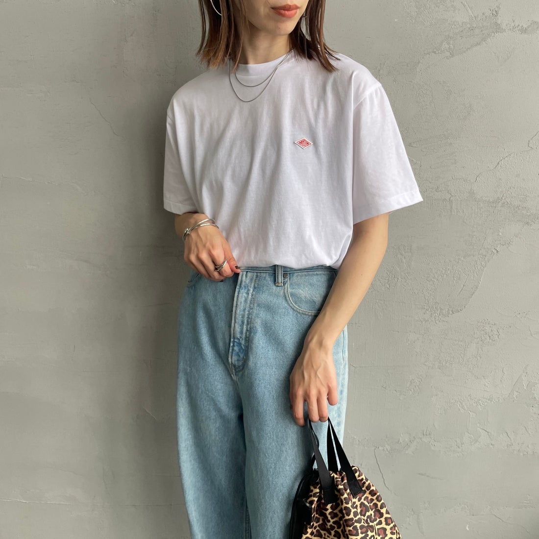 DANTON [ダントン] 無地インナーTシャツ [DT-C0195CVT] WHITE &&モデル身長：158cm 着用サイズ：M&&