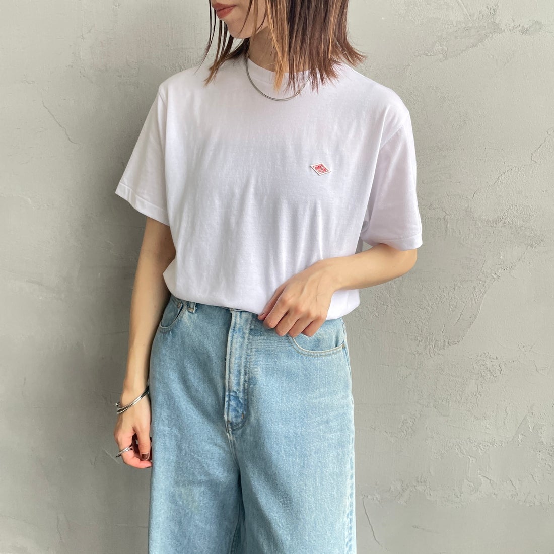 DANTON [ダントン] 無地インナーTシャツ [DT-C0195CVT] WHITE &&モデル身長：158cm 着用サイズ：S&&