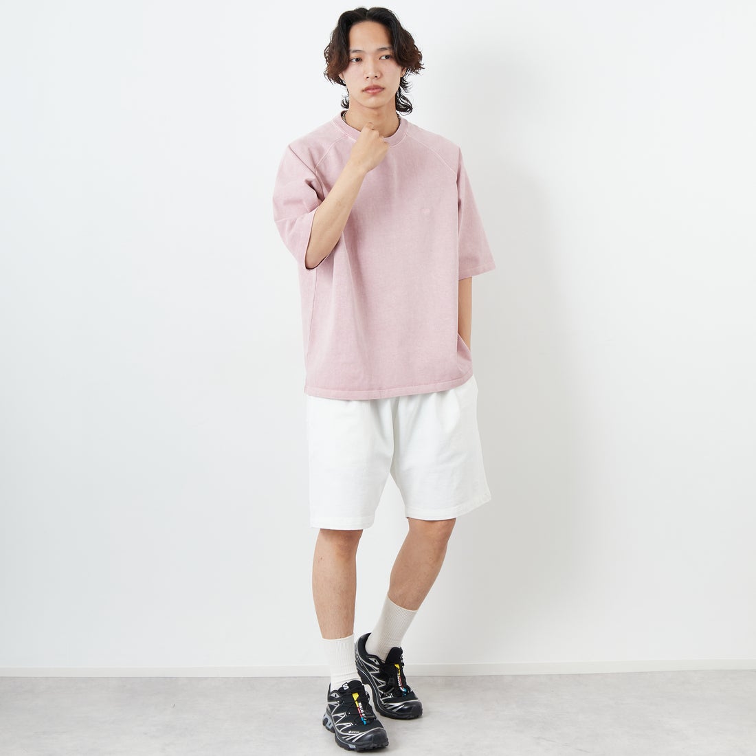 ONEITA [オニータ] ピグメント刺繍T [2522-415IN] PINK &&モデル身長：179cm 着用サイズ：L&&