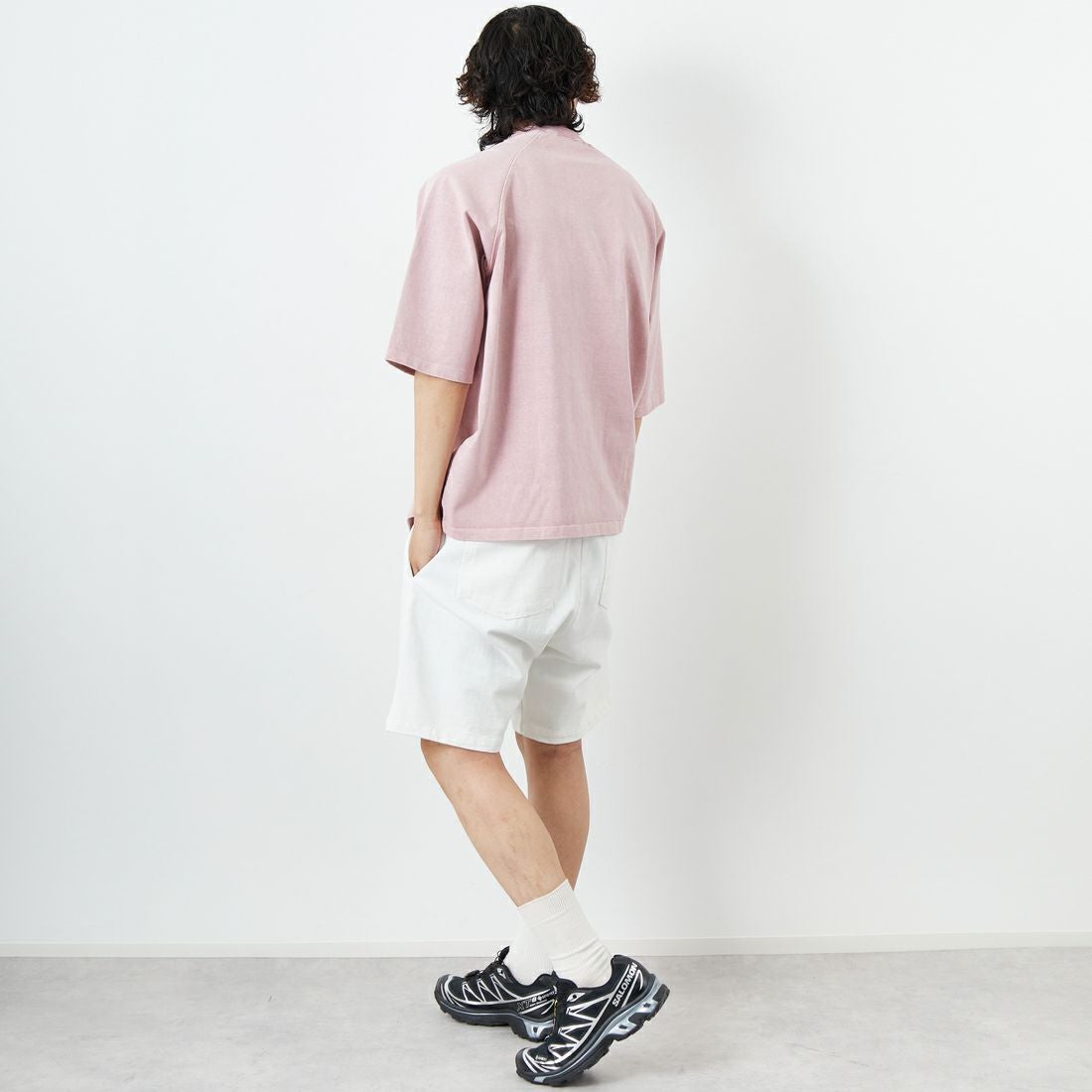 ONEITA [オニータ] ピグメント刺繍T [2522-415IN] PINK &&モデル身長：179cm 着用サイズ：L&&