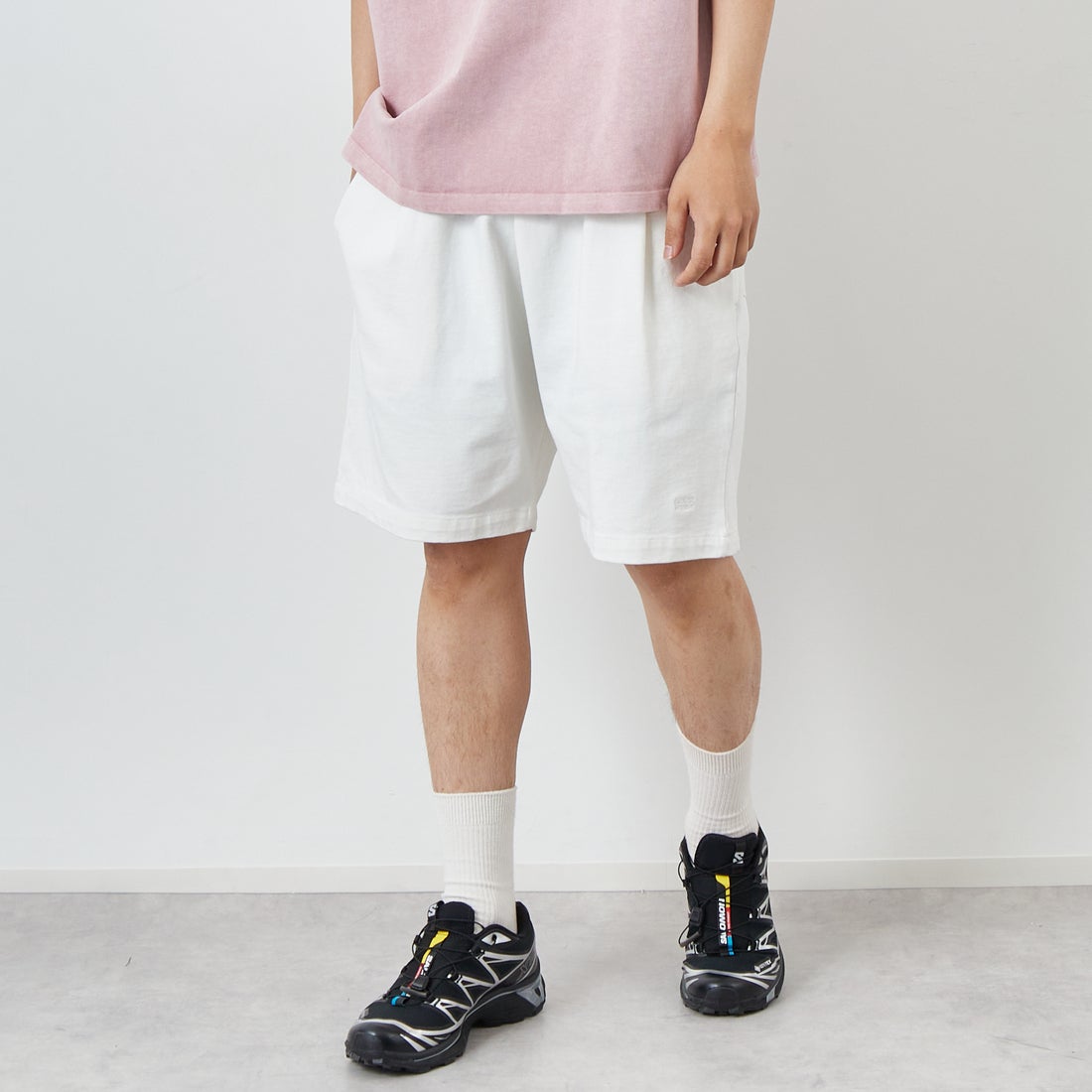 ONEITA [オニータ] ピグメント刺繍ショーツT [2522-422IN] WHITE &&モデル身長：179cm 着用サイズ：L&&