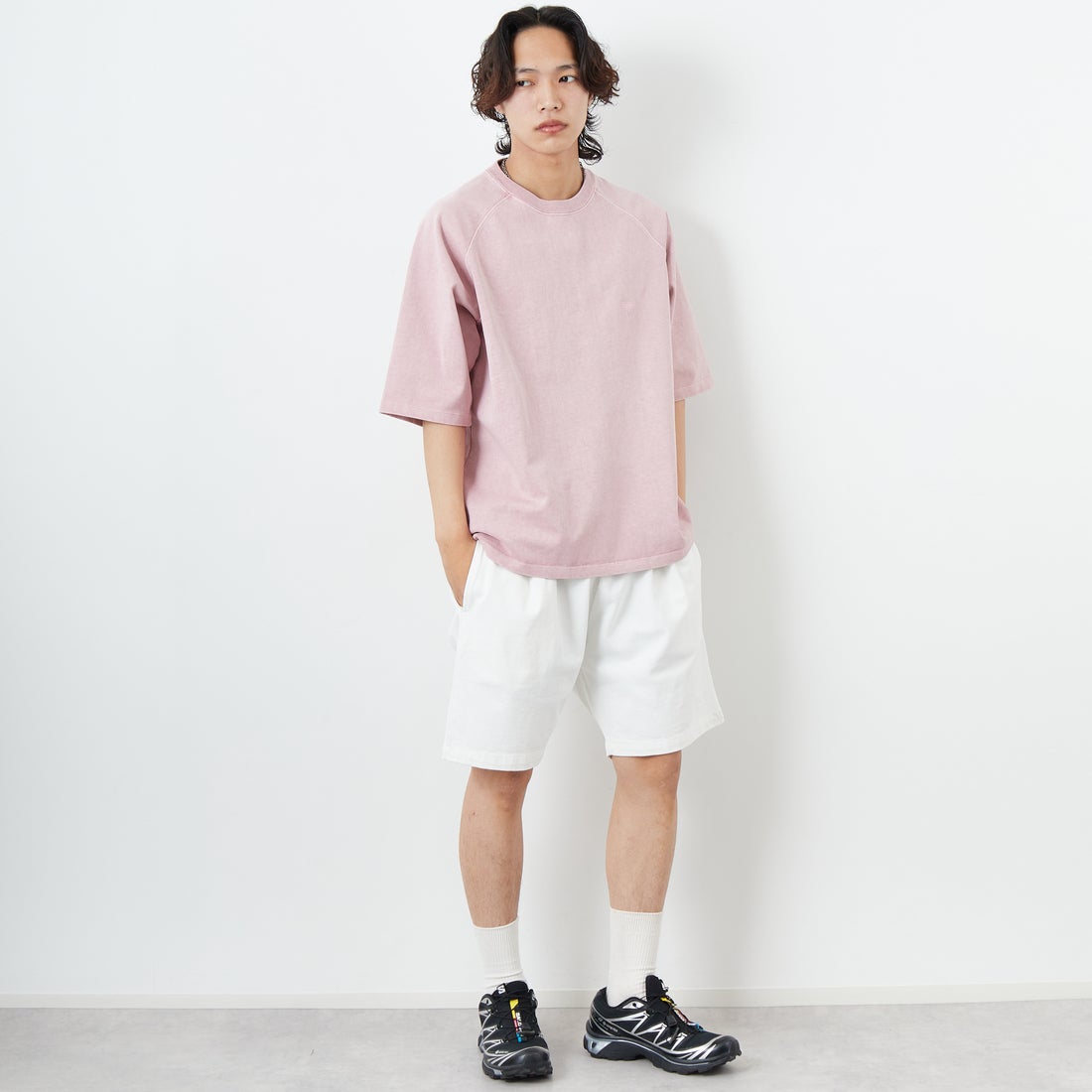 ONEITA [オニータ] ピグメント刺繍ショーツT [2522-422IN] WHITE &&モデル身長：179cm 着用サイズ：L&&