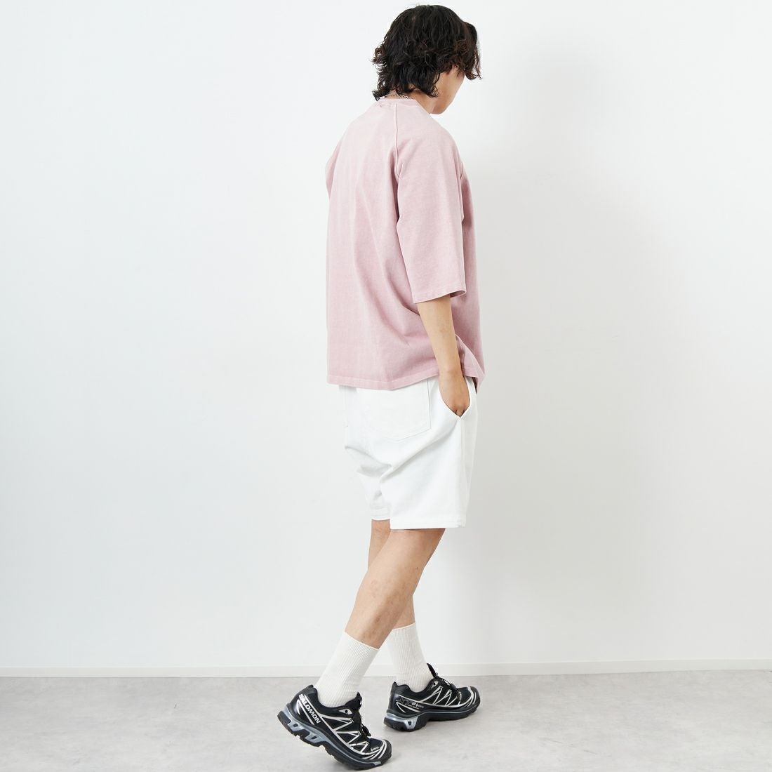 ONEITA [オニータ] ピグメント刺繍ショーツT [2522-422IN] WHITE &&モデル身長：179cm 着用サイズ：L&&