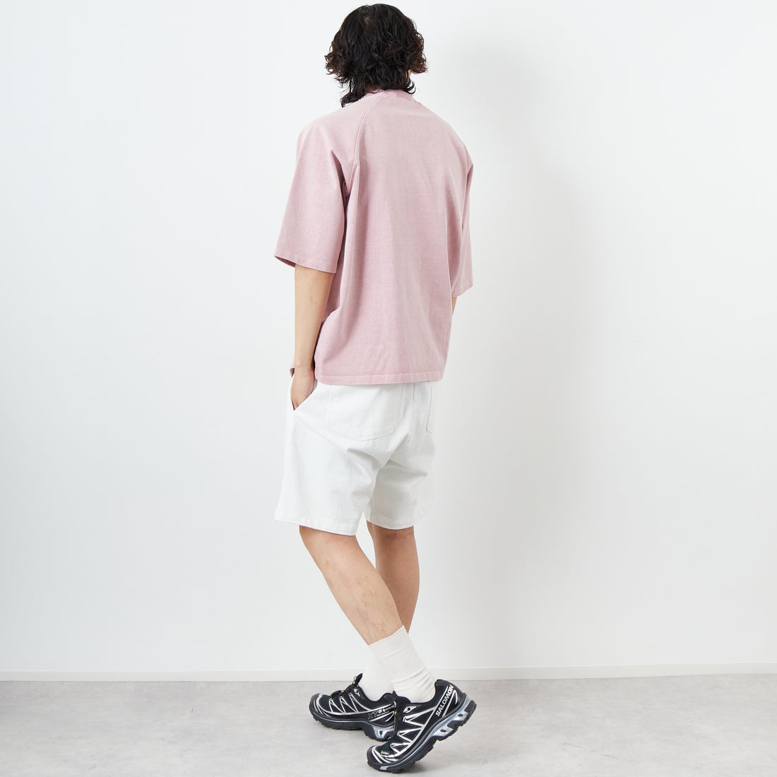 ONEITA [オニータ] ピグメント刺繍ショーツT [2522-422IN] WHITE &&モデル身長：179cm 着用サイズ：L&&